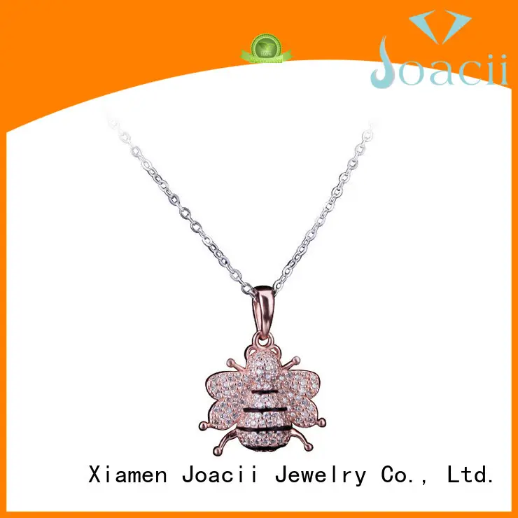 Joacii pretty necklaces for her promotion for female 1