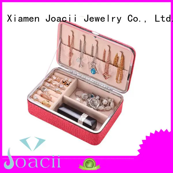 jewelry display cases 1