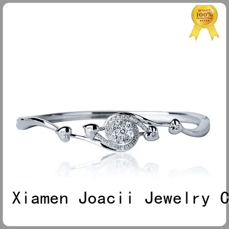 luxury crystal bracelets wholesale for engagement 1
