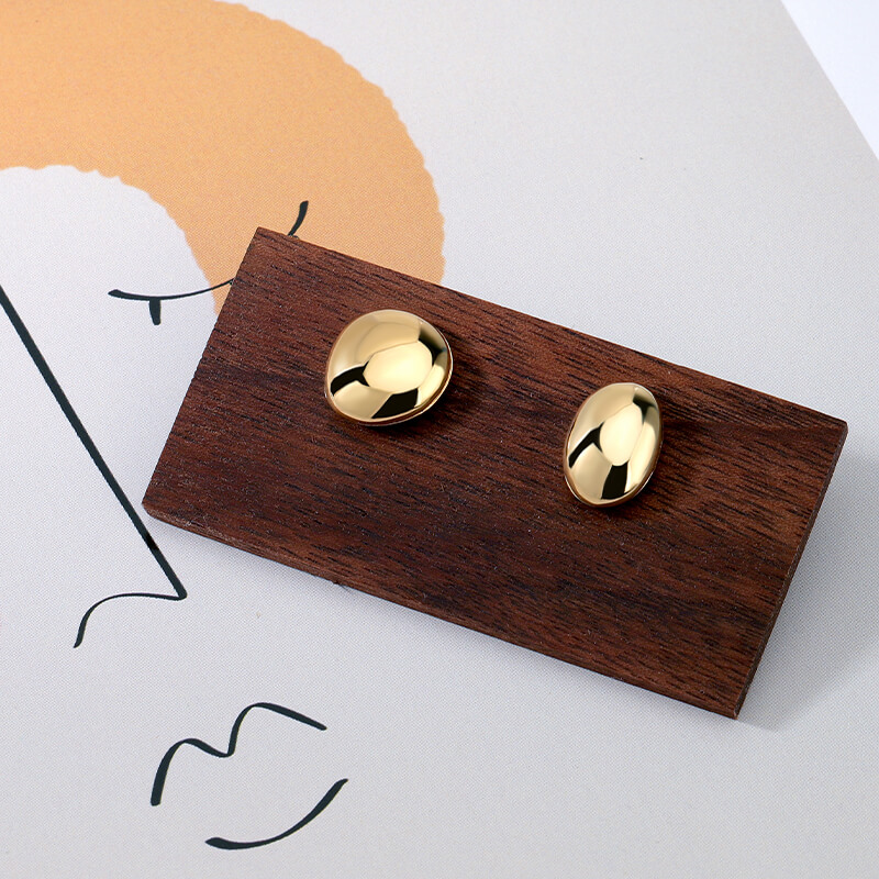 Polishing Bean Stud Earring 6