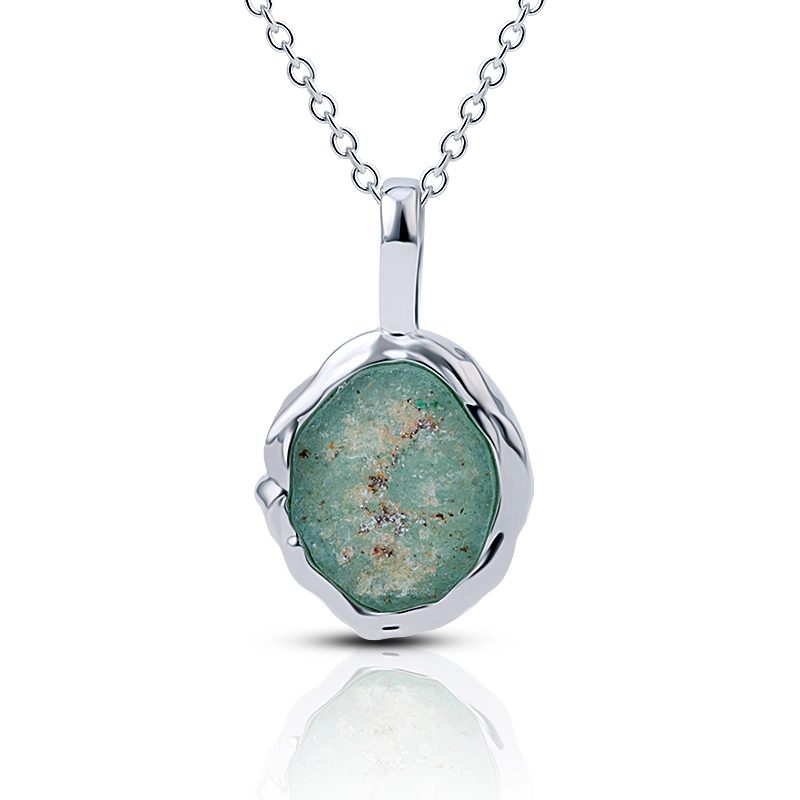 Textured Irregular Peridot Silver Necklace 1