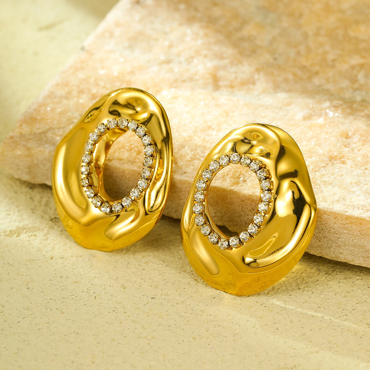 Zircon Molten Hoop Earrings 1