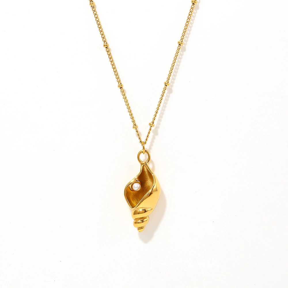 Conch Chain Necklace 1