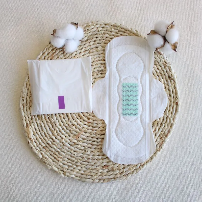 Manufacturer Extremely Soft Sanitary Pads Sanitary Napkins for Women 1