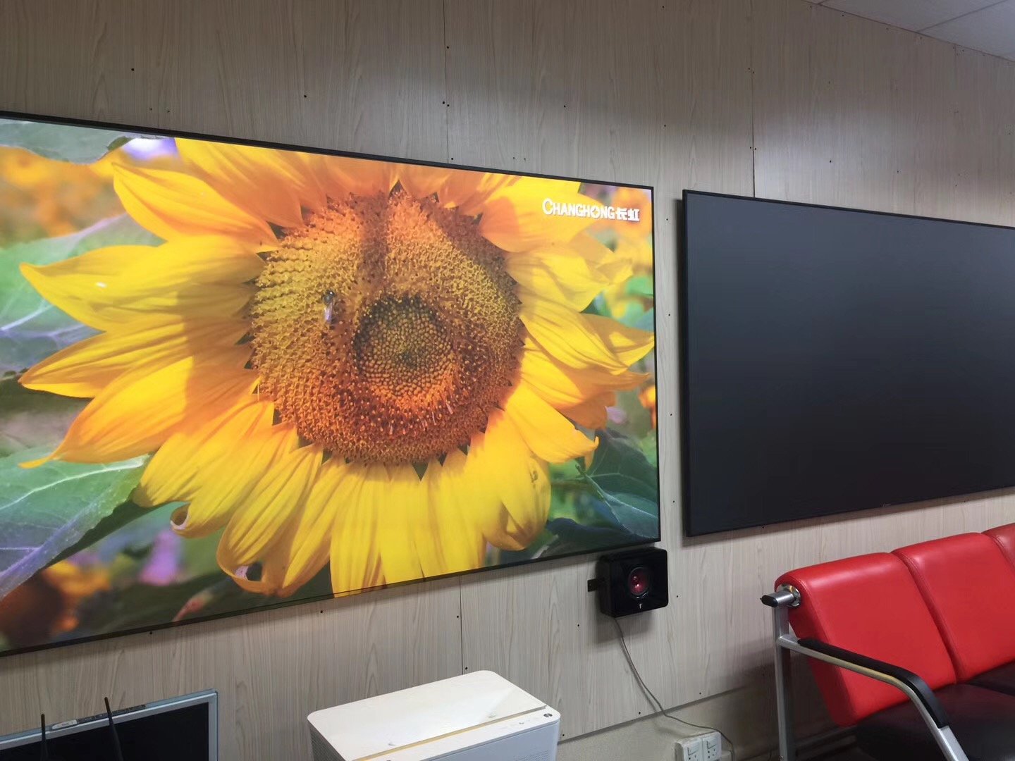 XY Screens tension ultra short focus projector directly sale for computer 2