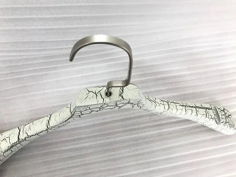 LEEVANS Custom small hangers Suppliers for children 5
