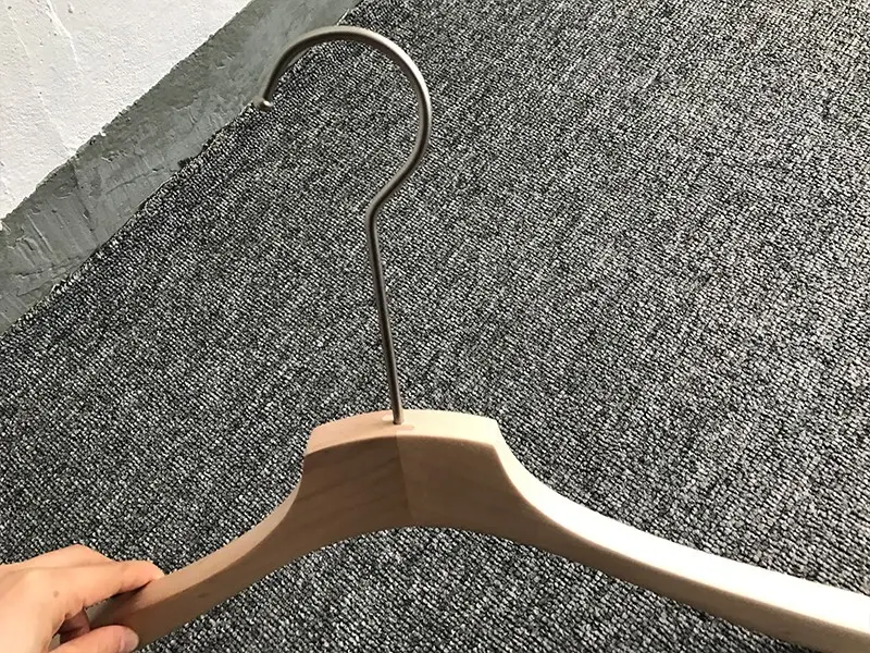 LEEVANS Best wide coat hangers for business for kids 7