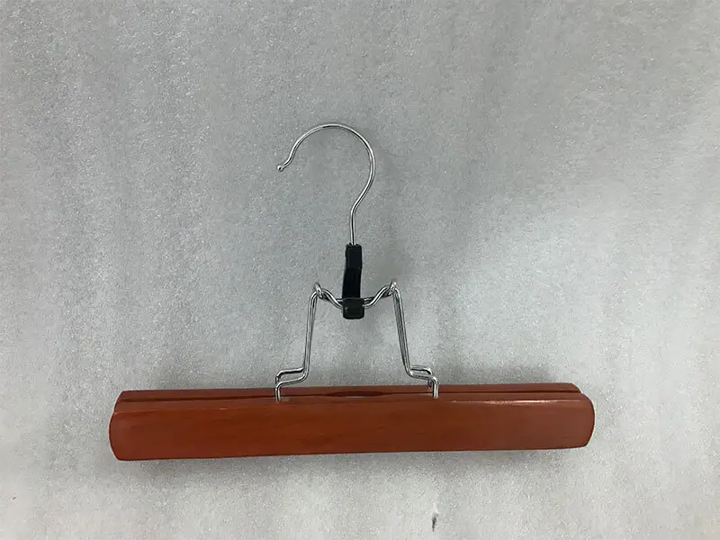 LEEVANS Custom infant hangers manufacturers for pants 8