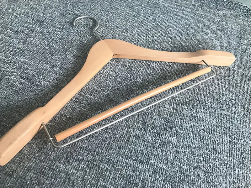LEEVANS quality wooden hangers factory 4