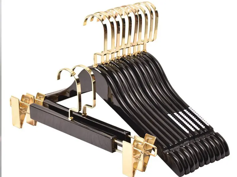Decorative Wooden Hangers PRODUCTS Wholesale - LEEVANS-1 2