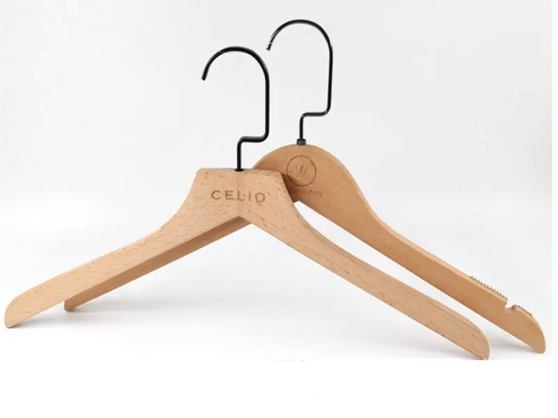 Wooden Hanger Clips FOB PRODUCTS Wholesale - LEEVANS 3