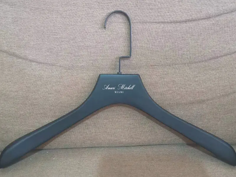 Wholesale dress hanger Supply 2