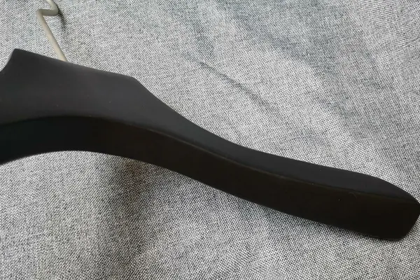 Custom baby clothes hangers factory 6