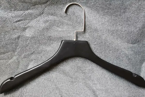 Custom baby clothes hangers factory 4