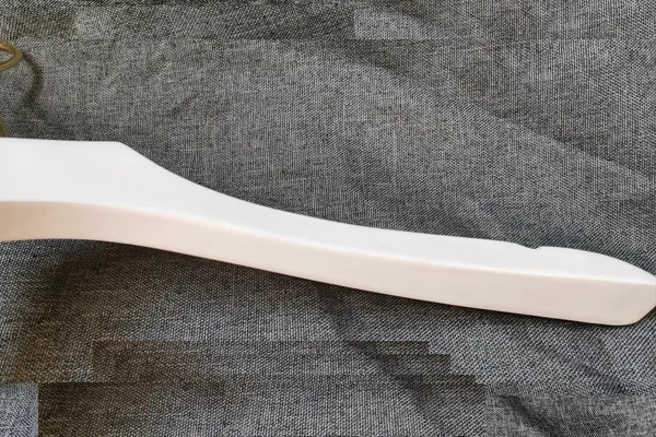 Wholesale luxury clothes hangers factory 8