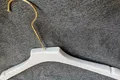 Wholesale luxury clothes hangers factory 3