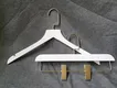 Wooden Clothes Hangers Smoothly Painting Wholesale - LEEVANS 2