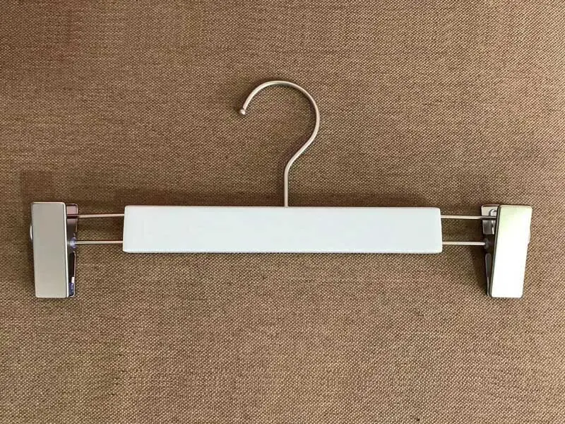 China Hanger Manufacturers Top Hanger by LEEVANS 3