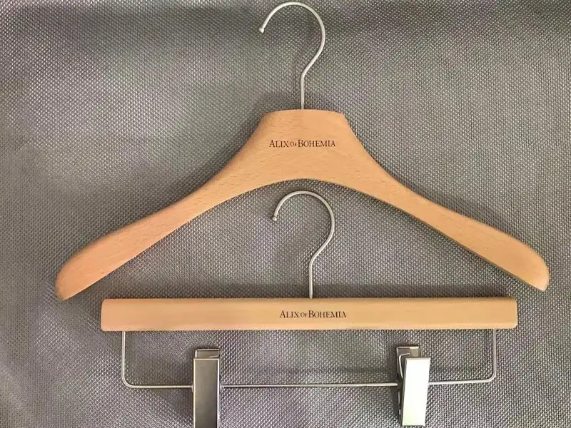 Luxury hanger ,Natural Beech wooden hanger 1