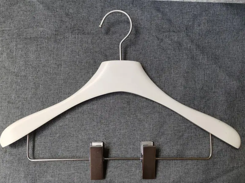 Custom Hangers 8-10 Days by LEEVANS 3