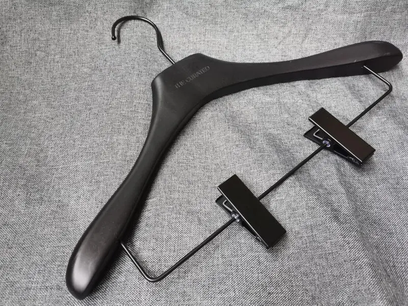 Custom Hangers 8-10 Days by LEEVANS 7