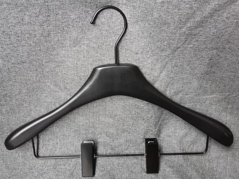 Custom Hangers 8-10 Days by LEEVANS 6