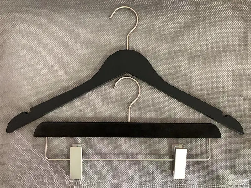 Wooden Pant Hangers 1 Week by LEEVANS 2