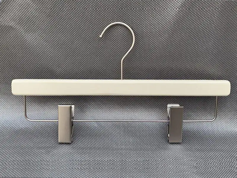 Hanger Suppliers CIF by LEEVANS 3