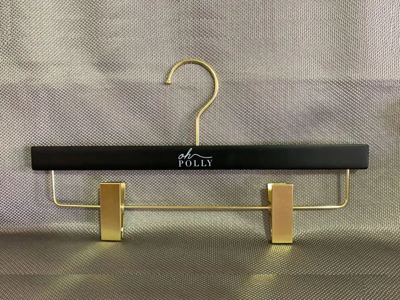 Black Wooden Hangers Wholesale Golden Metal - - LEEVANS 4