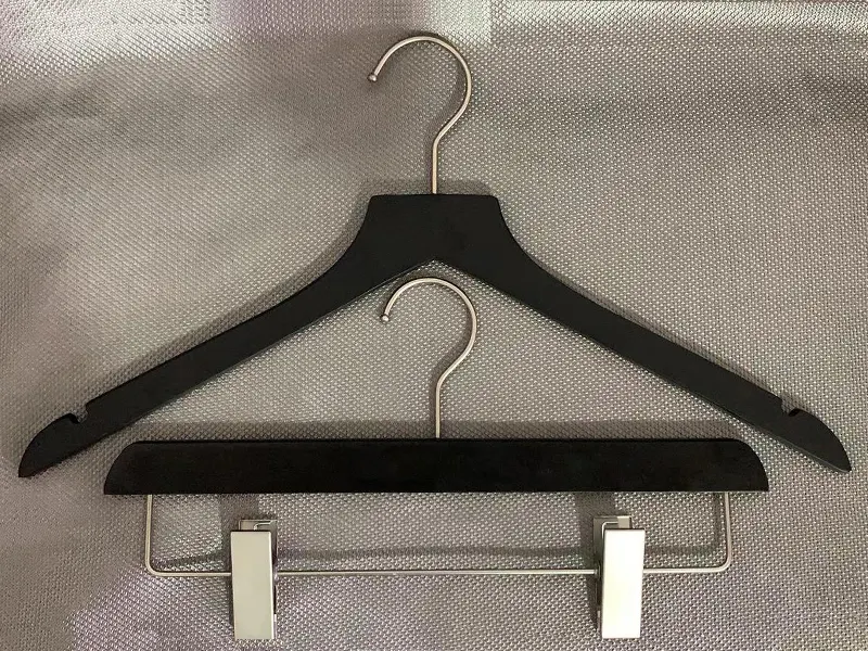 Decorative Wooden Hangers 1 Week by LEEVANS 4