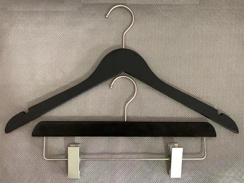 Decorative Wooden Hangers 1 Week by LEEVANS 5