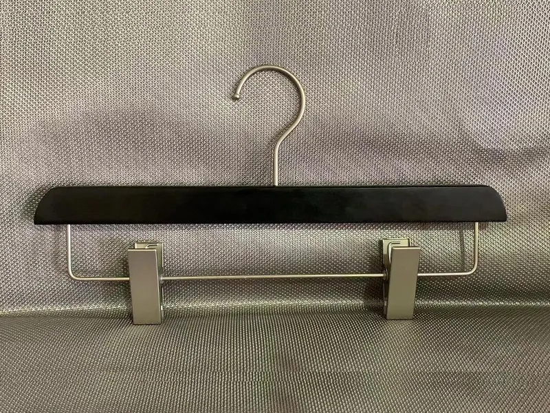 Decorative Wooden Hangers 1 Week by LEEVANS 7