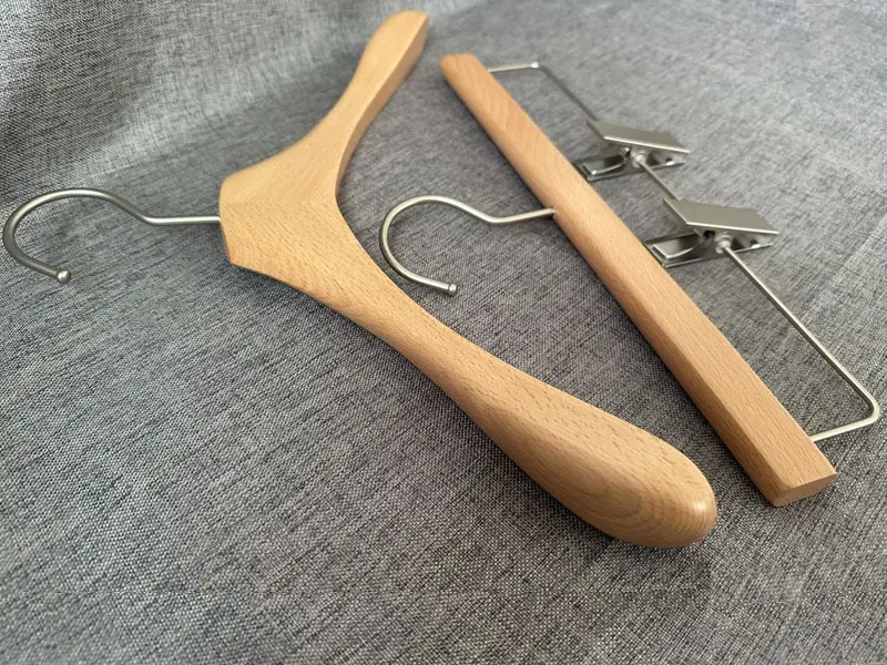 Custom Wooden Hangers KK Carton by LEEVANS 5