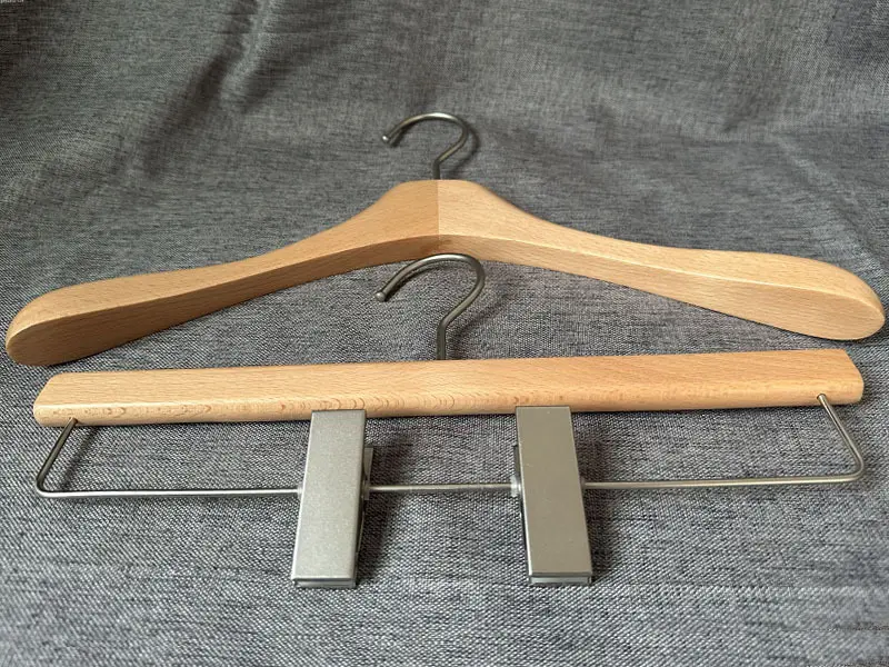Custom Wooden Hangers KK Carton by LEEVANS 4
