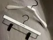 High Quality Wooden Hangers UPS by LEEVANS 5