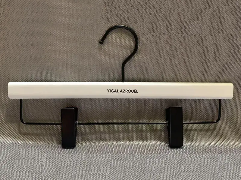 High Quality Wooden Hangers UPS by LEEVANS 4