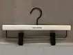 High Quality Wooden Hangers UPS by LEEVANS 4