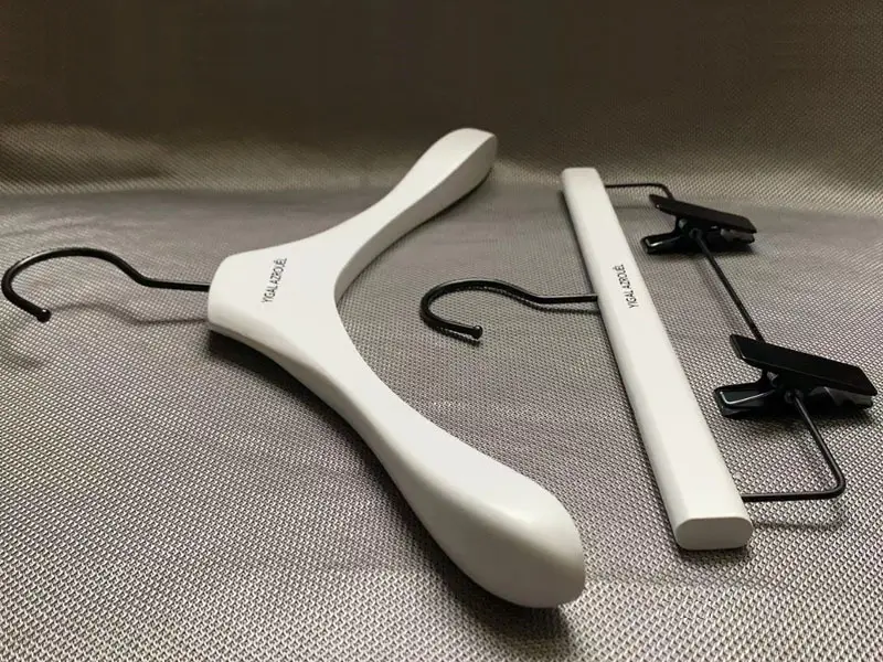 High Quality Wooden Hangers UPS by LEEVANS 6