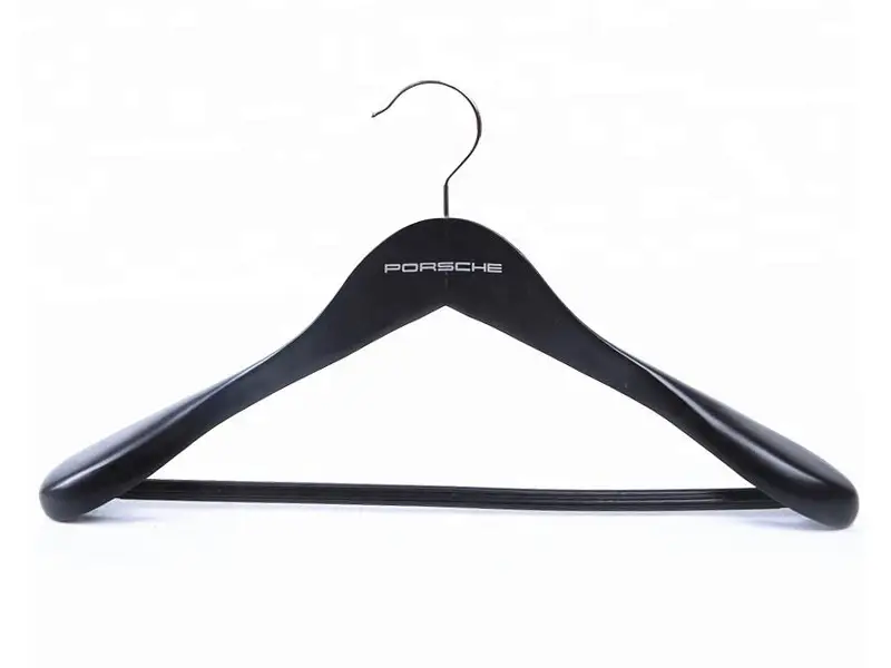 Welcomed suits hanger in wooden material 1