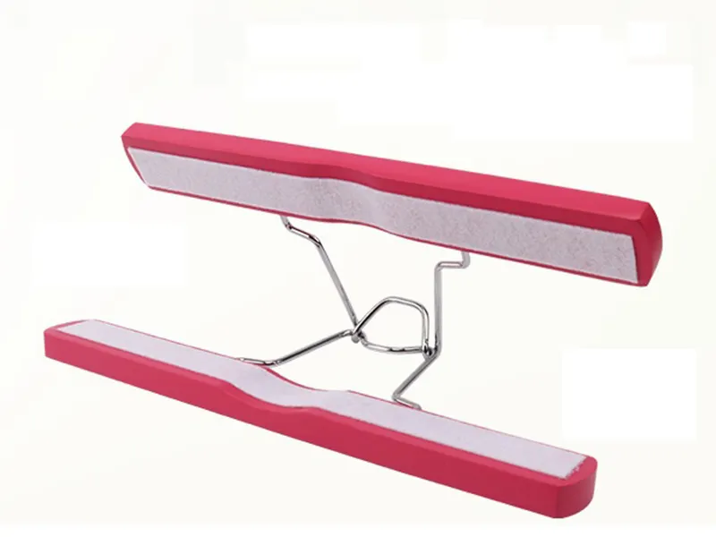 Personalised Wooden Hangers KK Carton - - LEEVANS 2