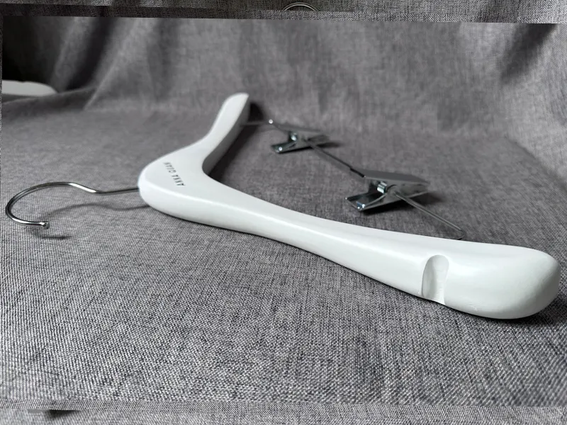 Engraved Wooden Hangers Display for Clothes by LEEVANS 3
