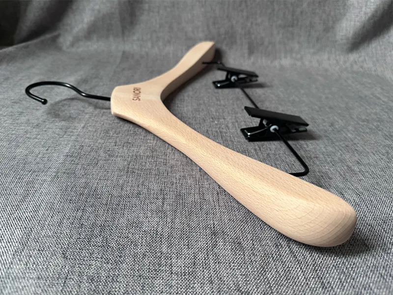 Wooden Hangers Smooth Wholesale - LEEVANS 4