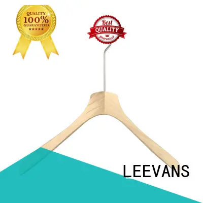 clips curved wooden hangers luxury  for clothes LEEVANS 1