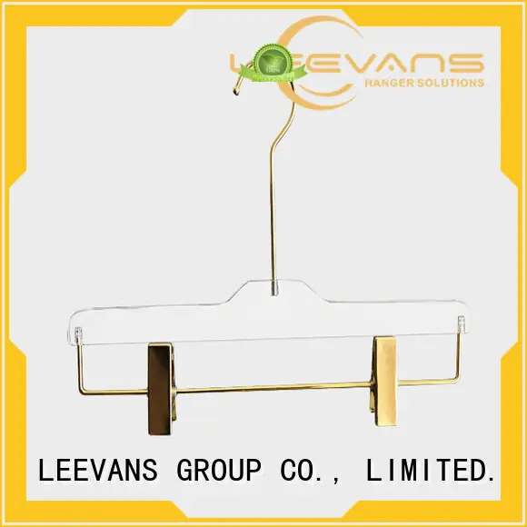 color custom hanger with wide shoulder for jackets LEEVANS 1