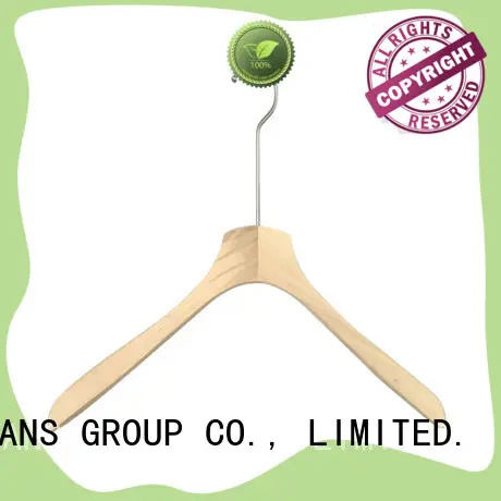 LEEVANS Wholesale white wooden coat hangers manufacturers for clothes 1