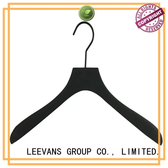 LEEVANS Best wooden cloth hanger company for kids 1