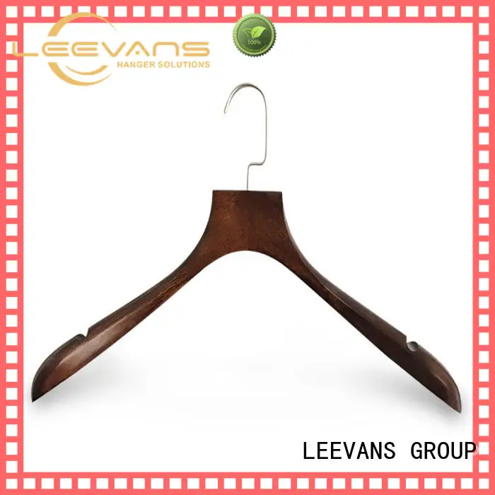 LEEVANS two small hangers factory for children 1