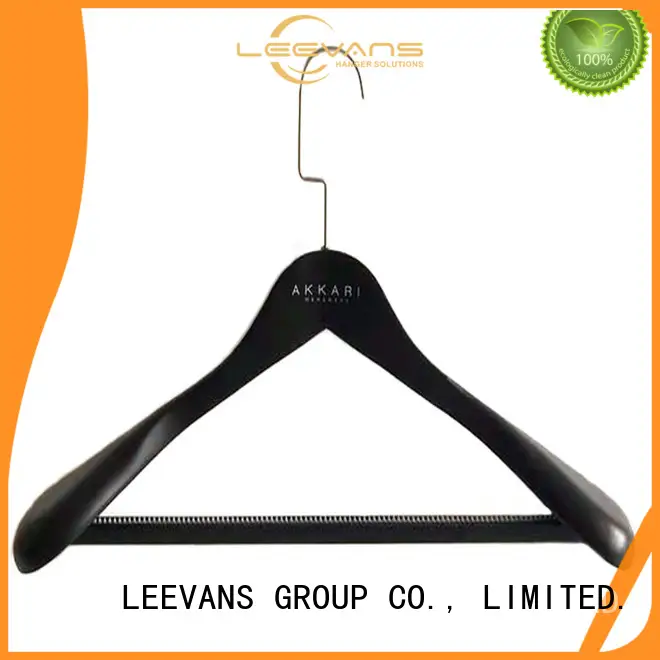 LEEVANS suits extra wide clothes hangers company for children 1