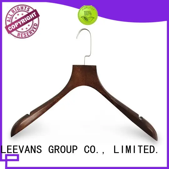 LEEVANS Best buy wooden clothes hangers for business for kids 1
