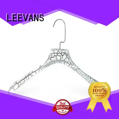 LEEVANS Latest light wood hangers manufacturers for children 1